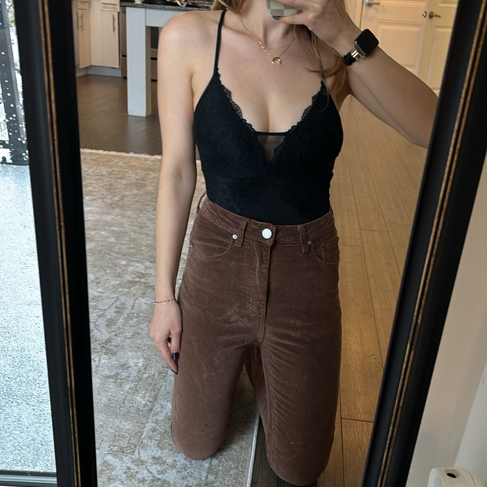NWT black lace bodysuit Gilligan & O'Malley
